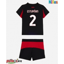 Camiseta AC Milan Pervis Estupinan #2 Primera Equipación para niños 2025-26 manga corta (+ pantalones cortos)